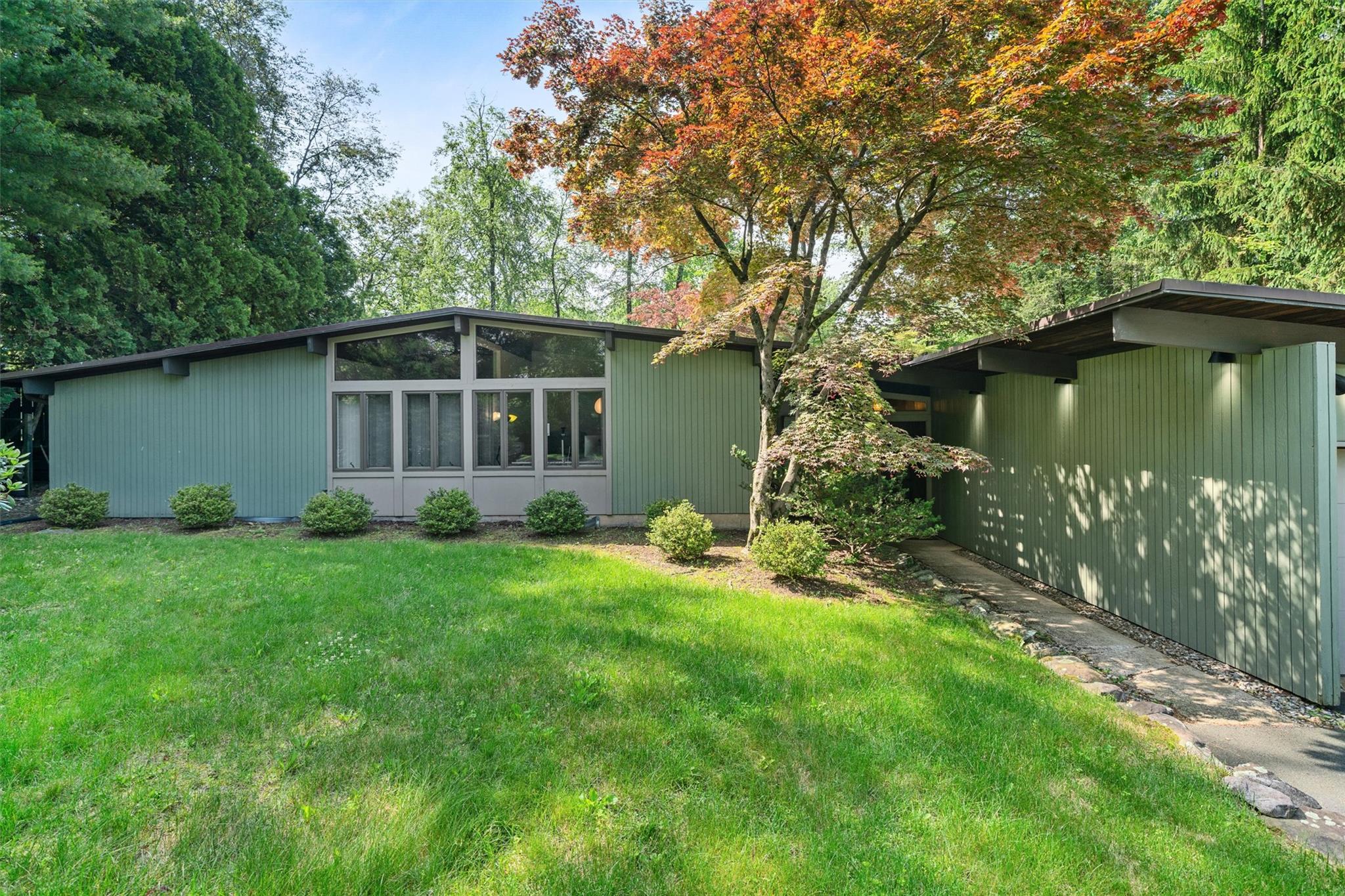 31 Balmoral Drive