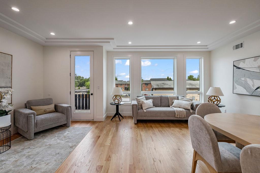 17 Union Road Unit: 208