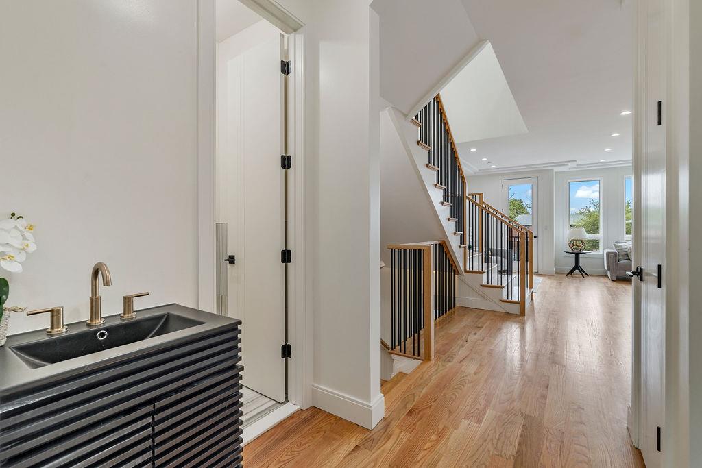 17 Union Road Unit: 208