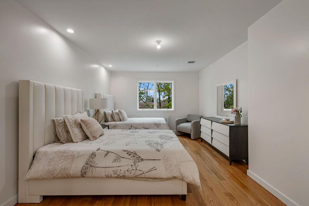 17 Union Road Unit: 208