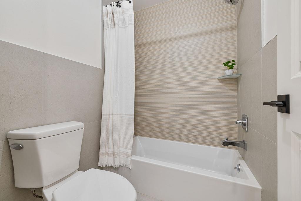 17 Union Road Unit: 208