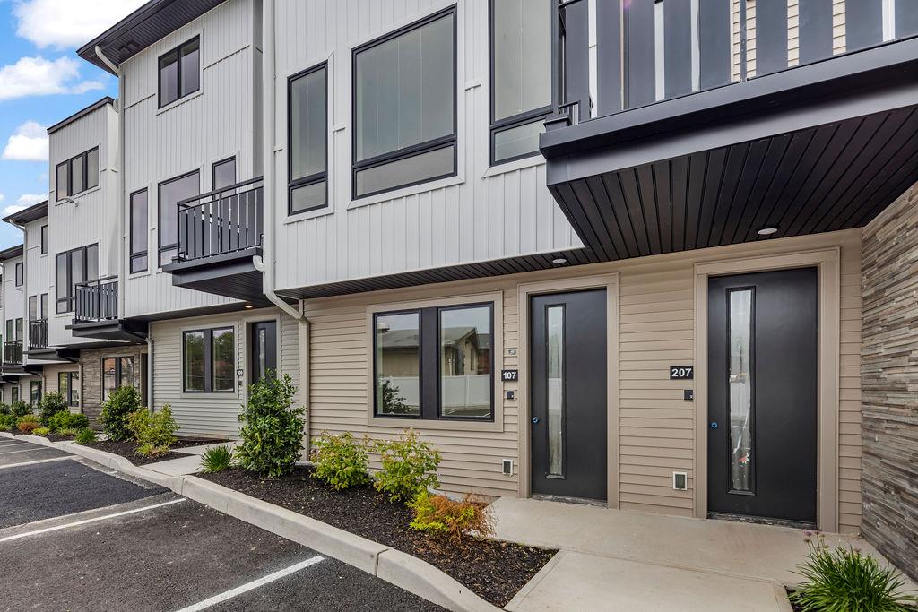 17 Union Road Unit: 108