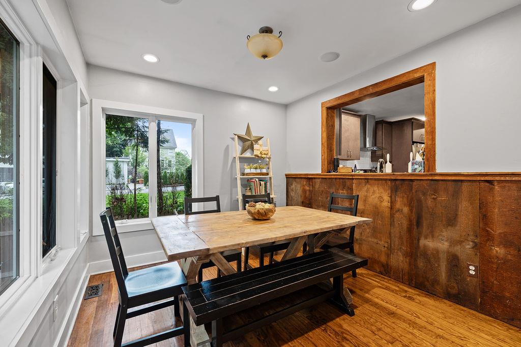 41 River Road