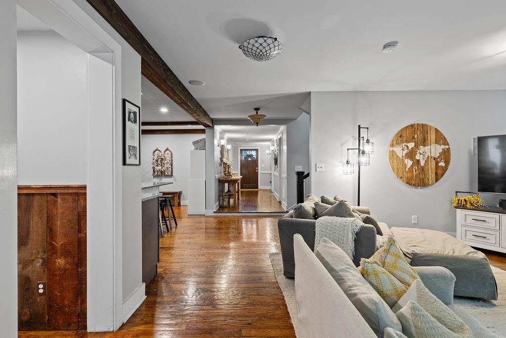 41 River Road