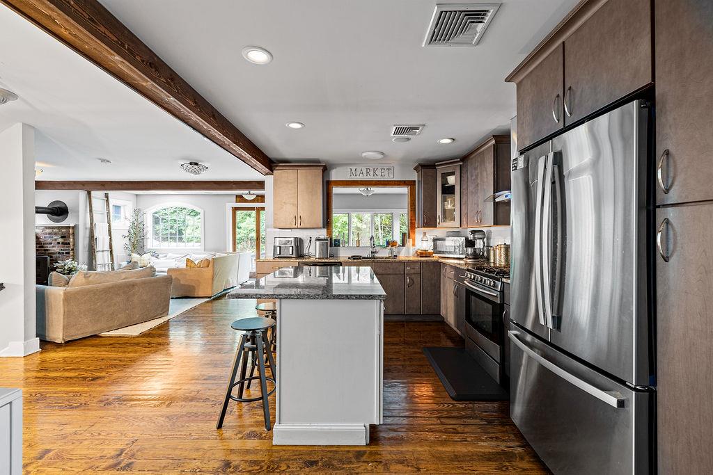 41 River Road