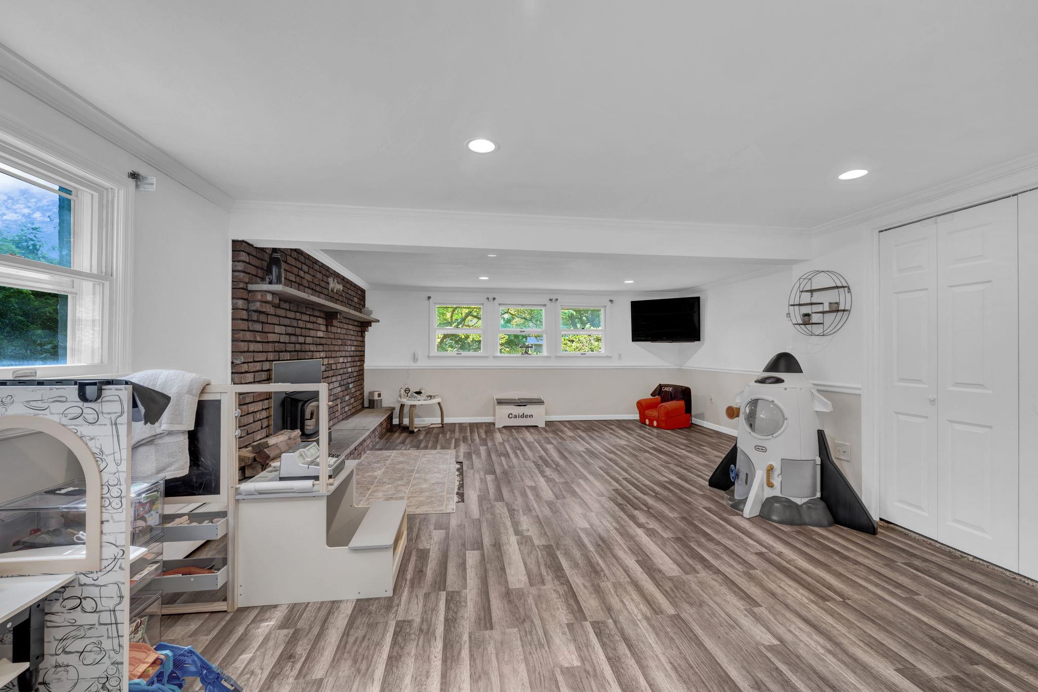 7 Gregory Drive