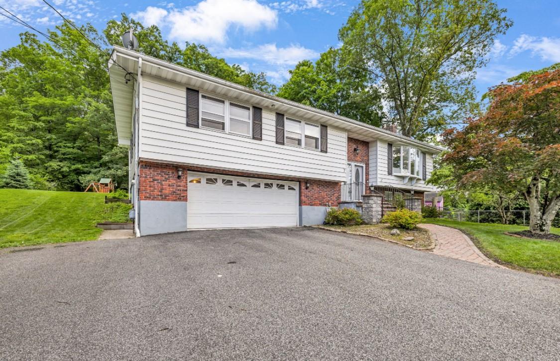7 Gregory Drive