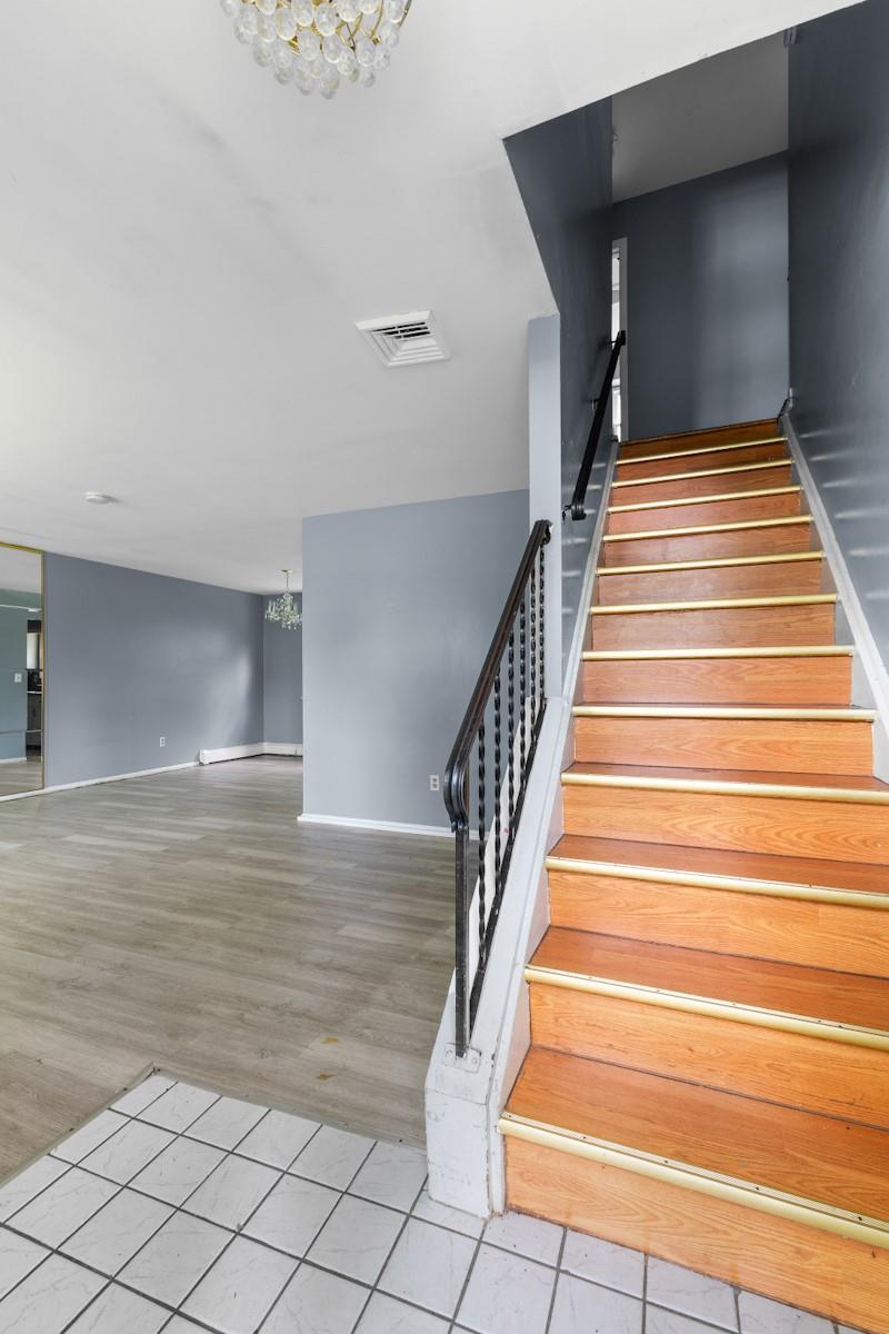 3 Valley Drive