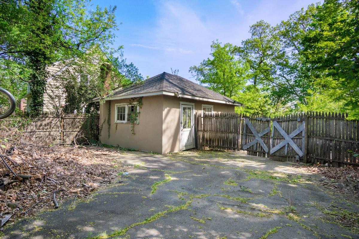21 Cornelison Avenue