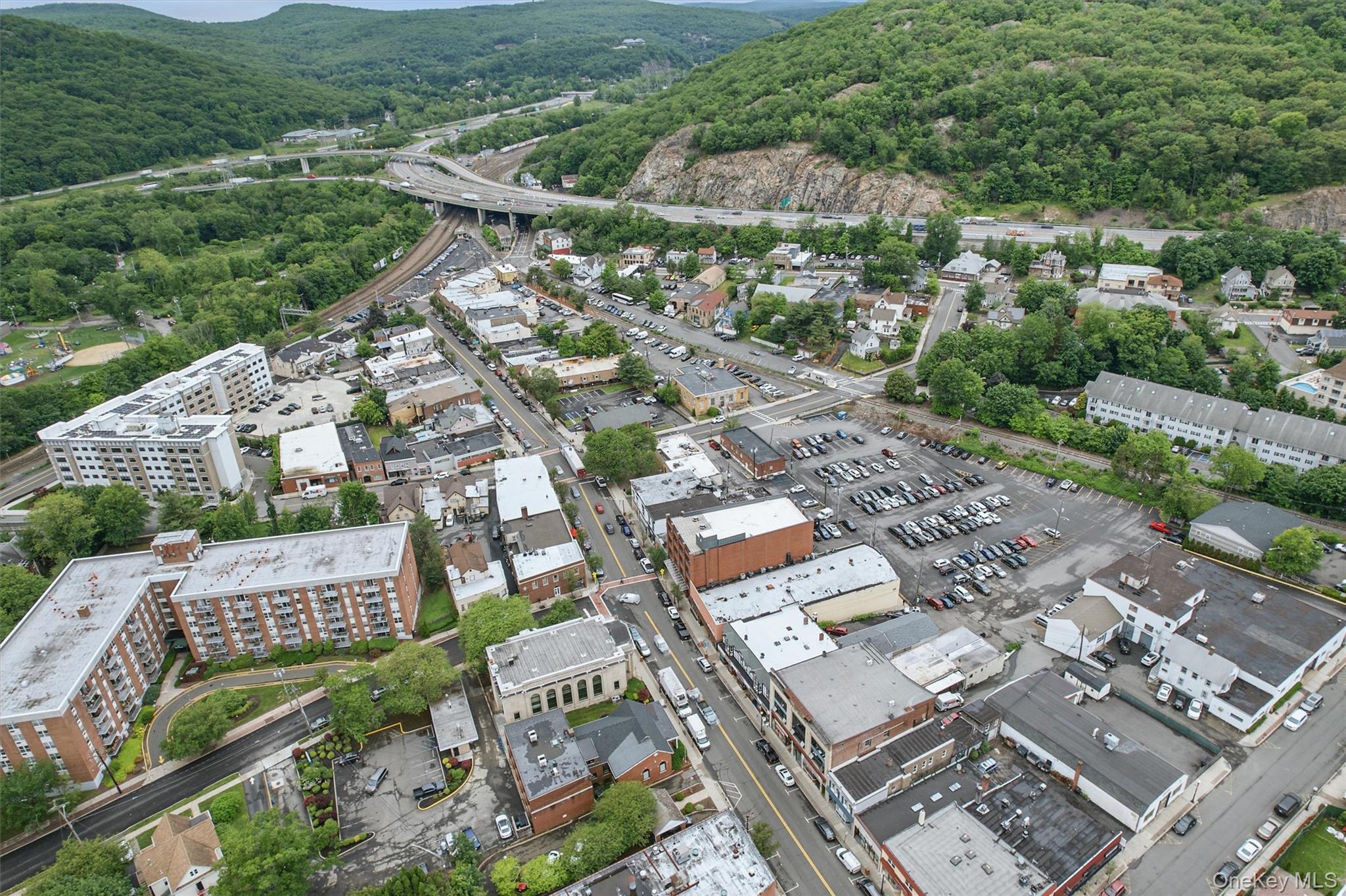 40 Wayne Avenue Unit: A