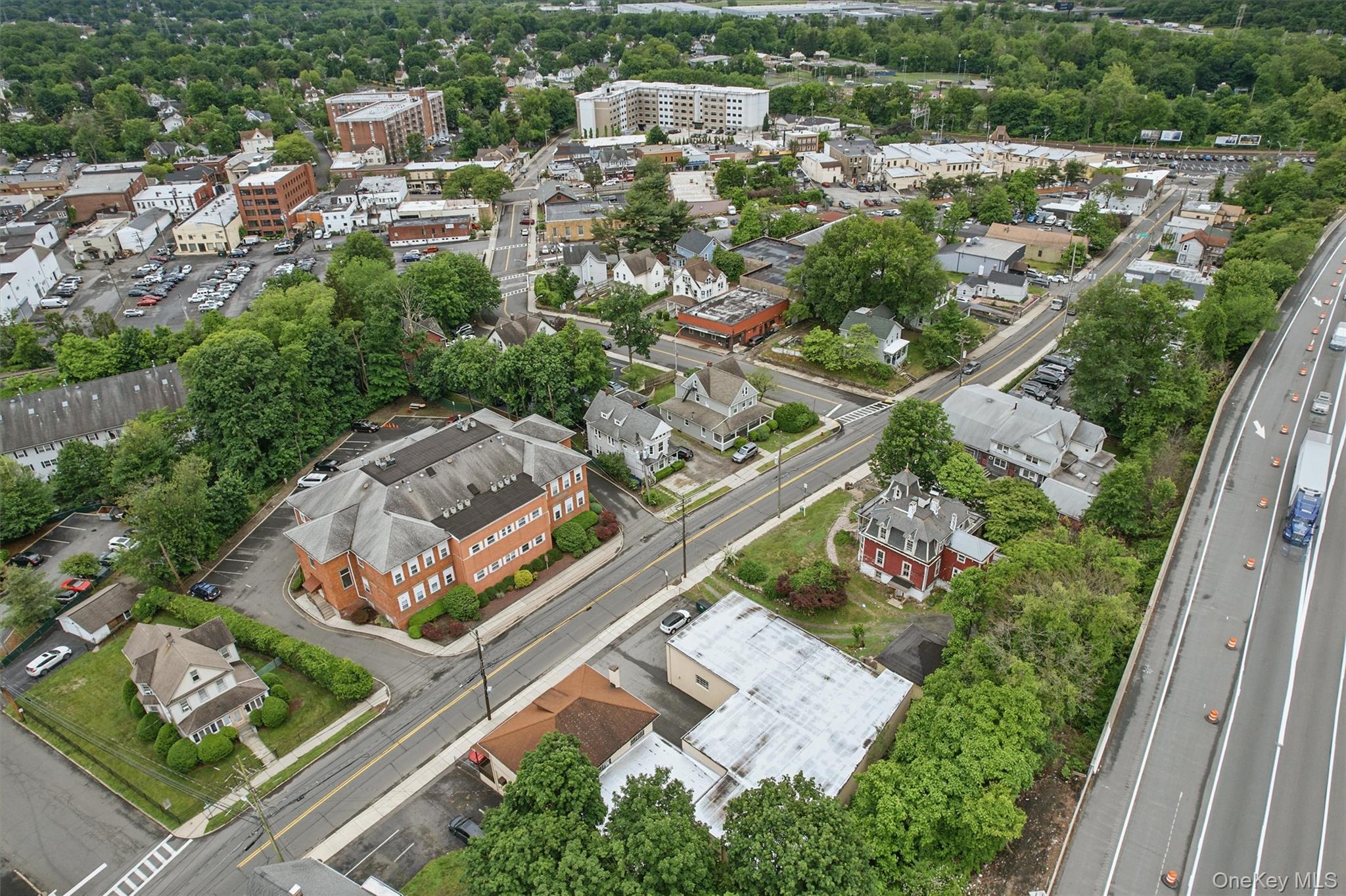 40 Wayne Avenue Unit: A