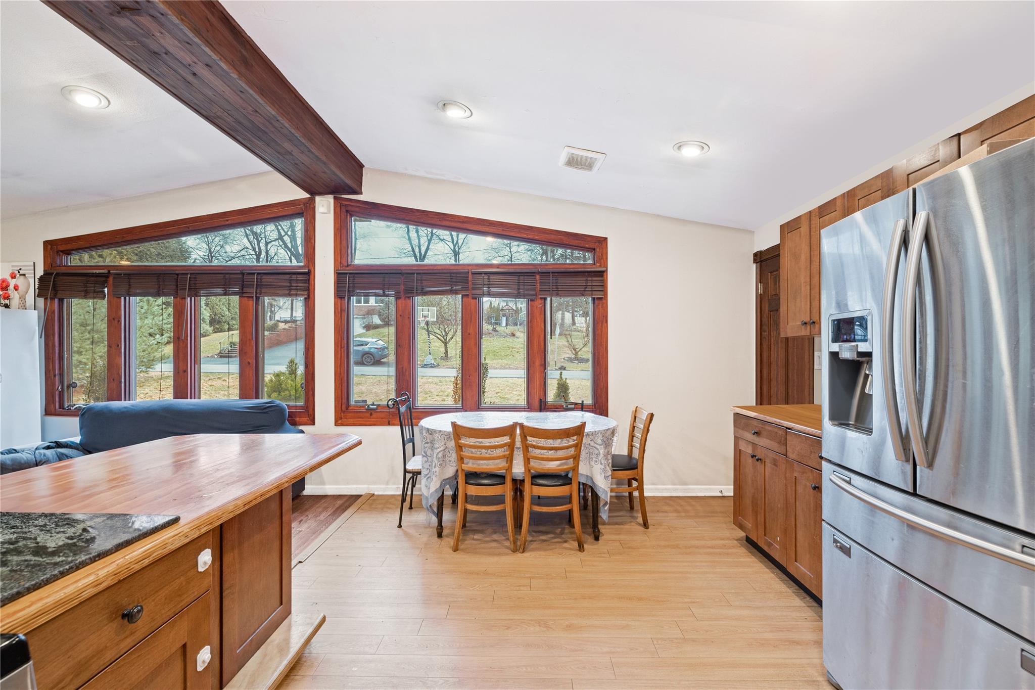 83 E Hall Avenue