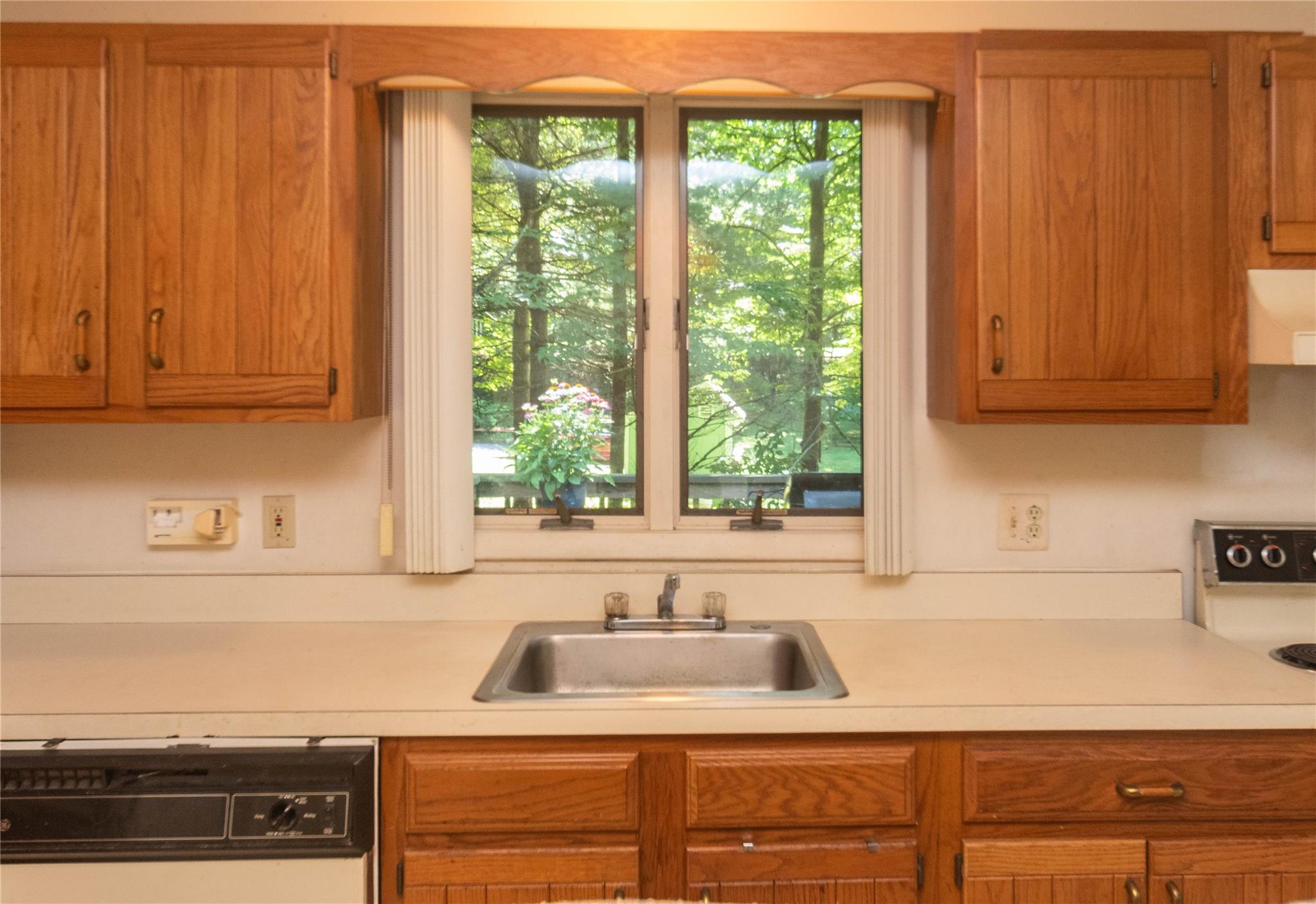 82 Gina Lane Unit: TR 127