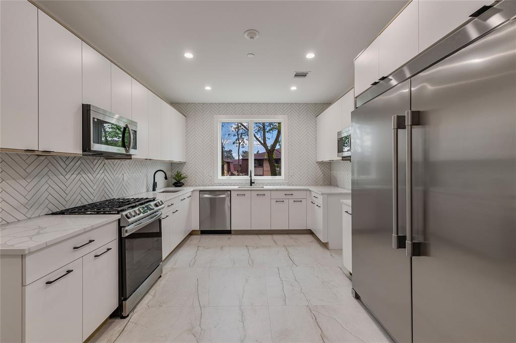 17 Union Road Unit: 209