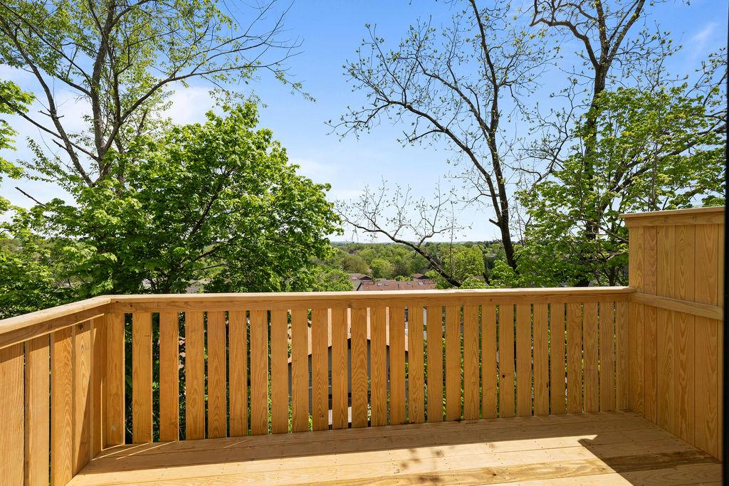 242 Blauvelt Road Unit: 216