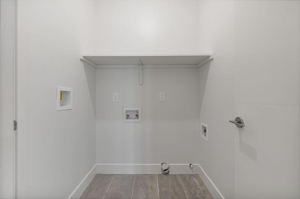 3 E Funston Avenue Unit: 220