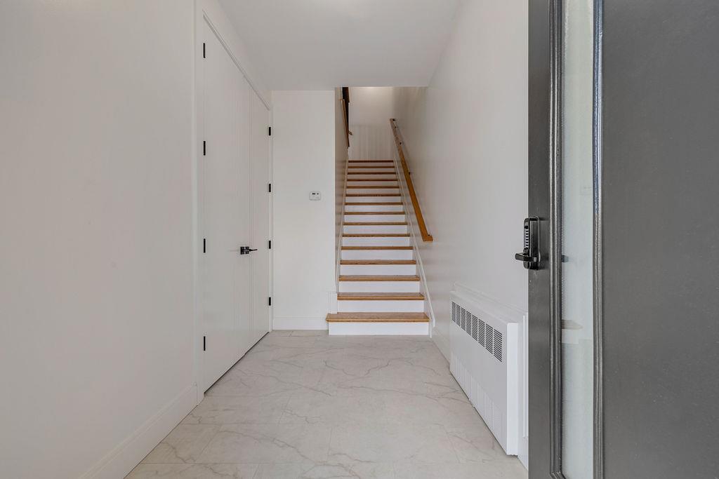 17 Union Road Unit: 204