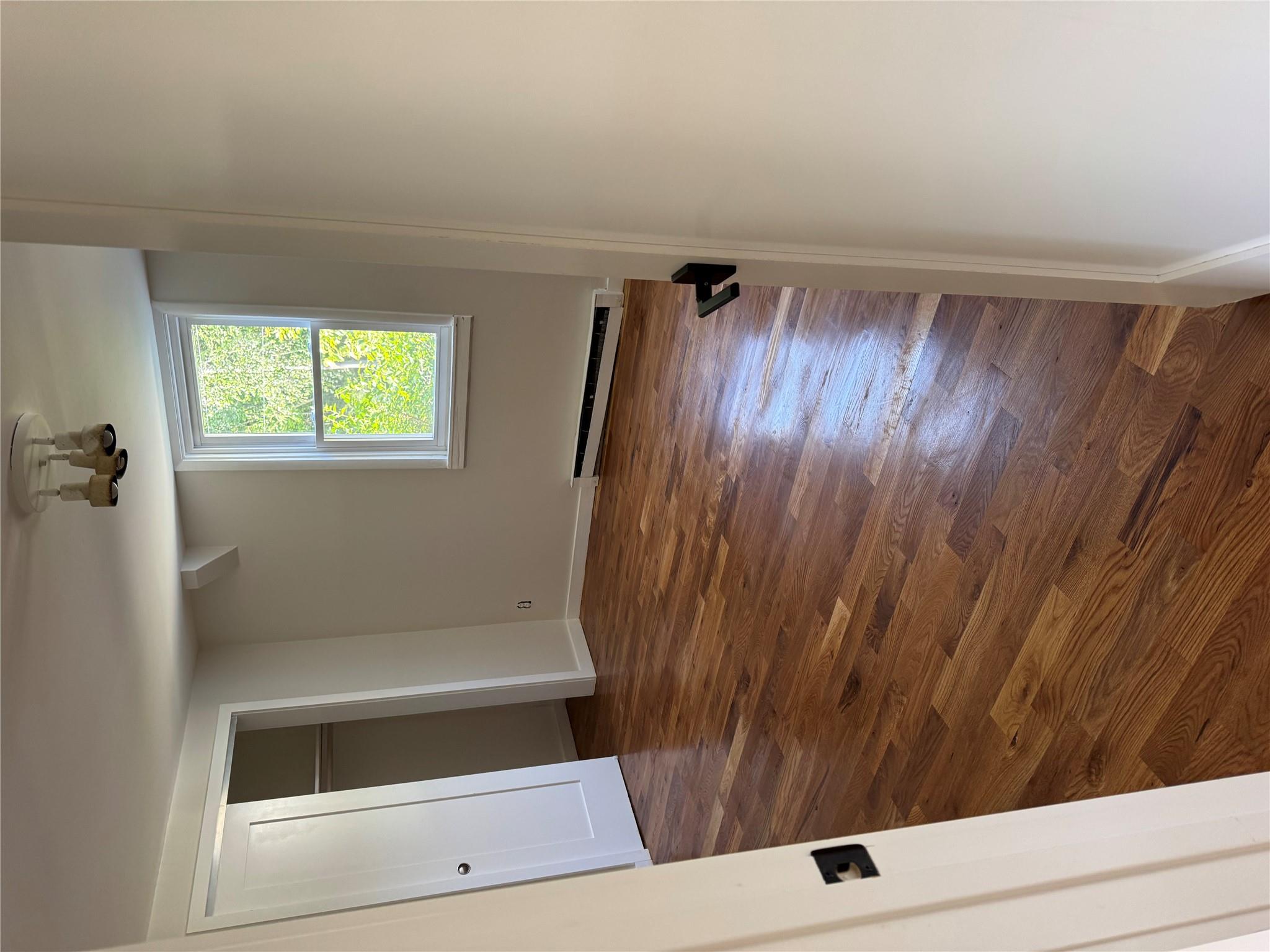 19 Richmond Avenue Unit: 4