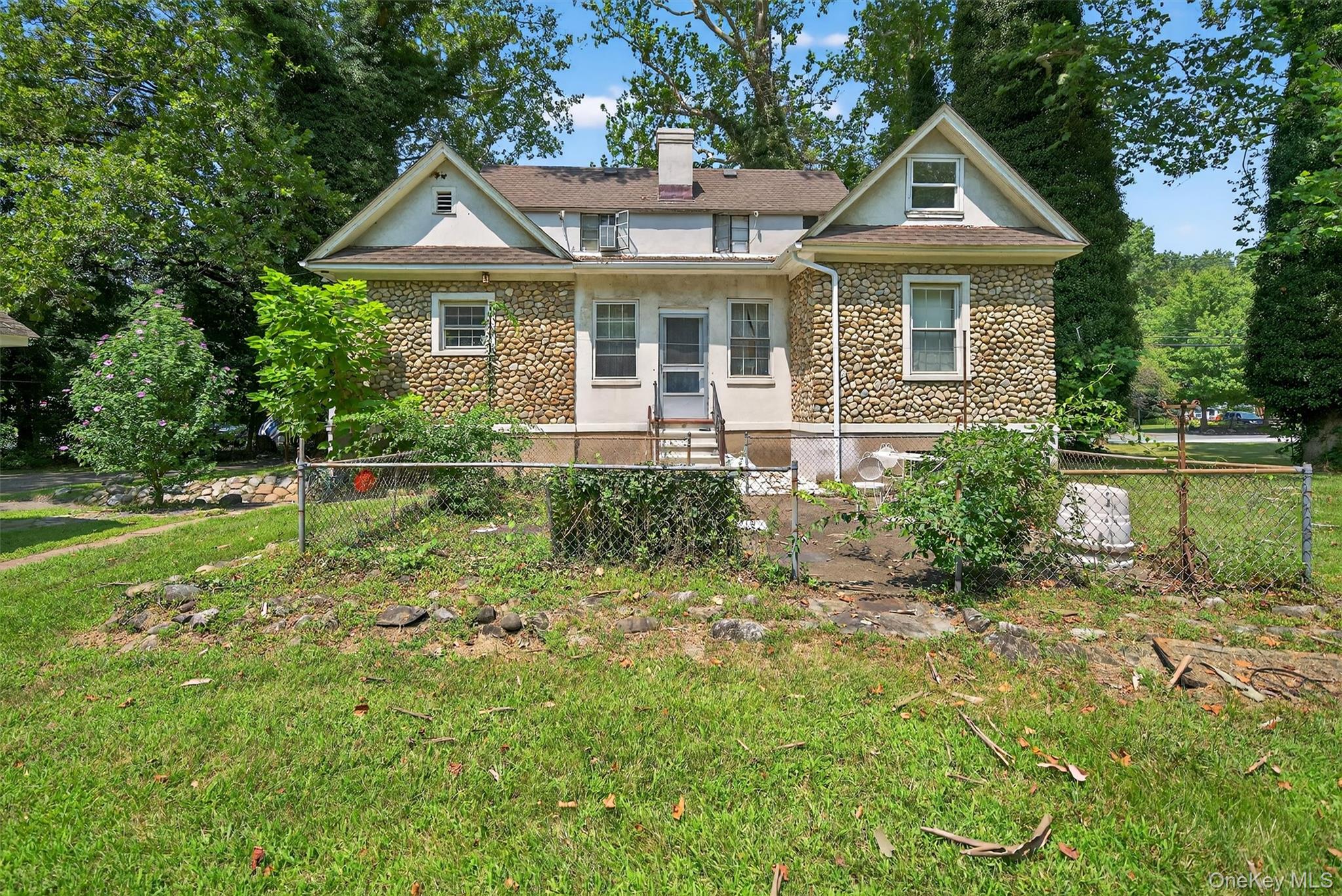 36 Seven Lakes Drive