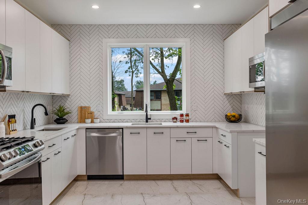 17 Union Road Unit: 203