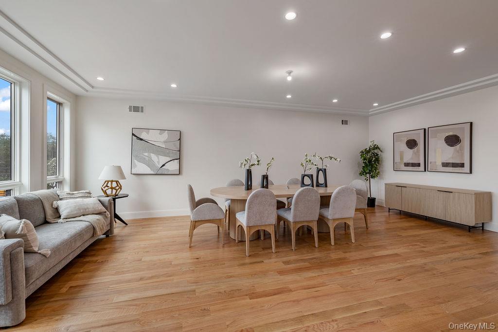 17 Union Road Unit: 203