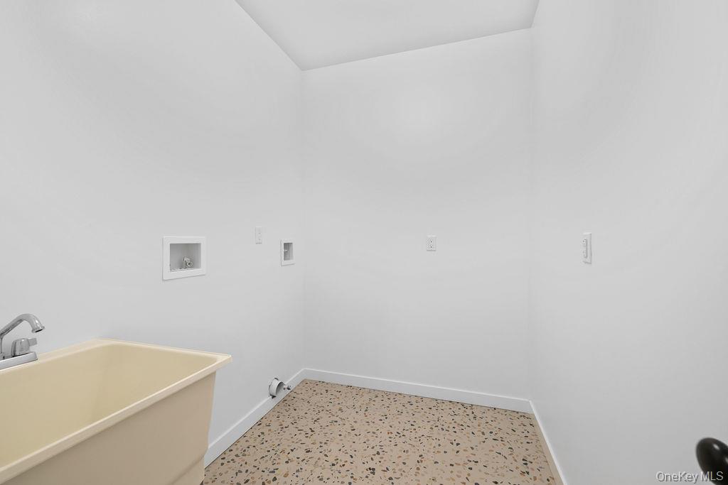 29 Calvert Drive Unit: 114