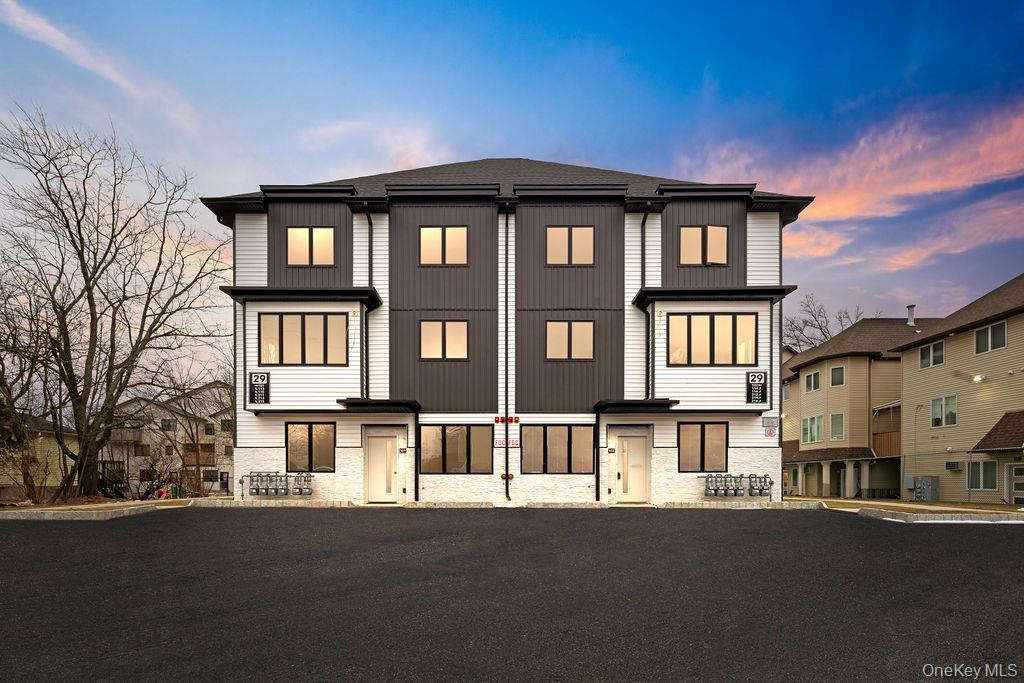 29 Calvert Drive Unit: 114