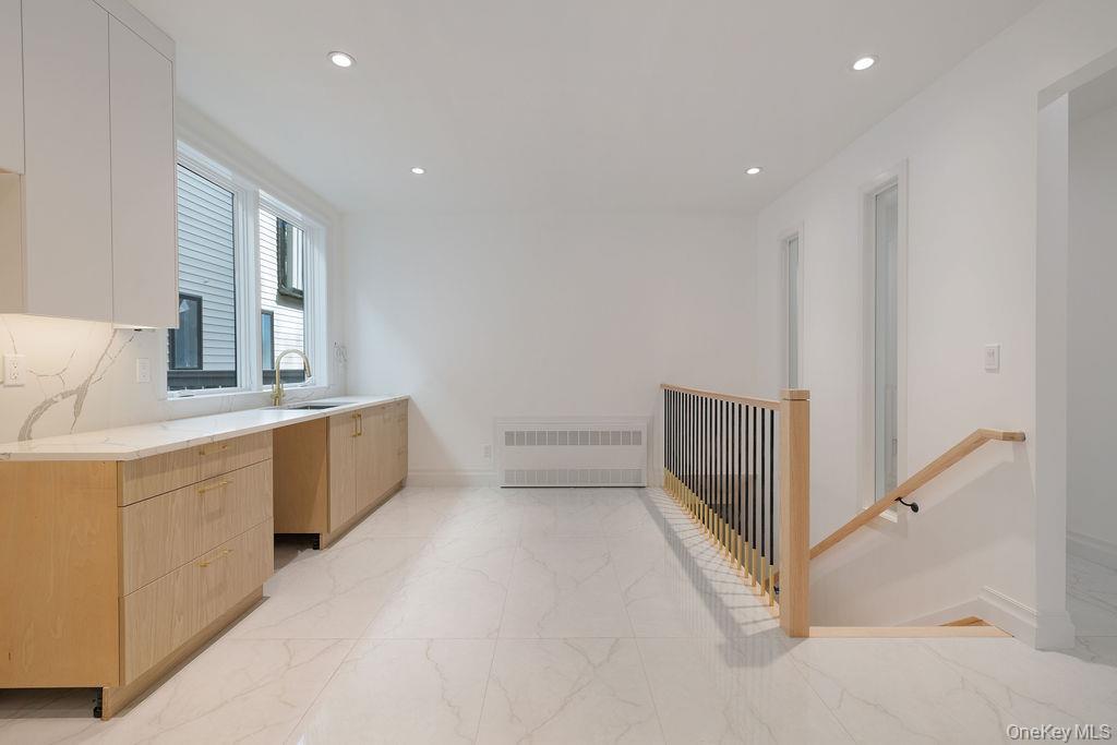 27 Ellish Parkway Unit: 112