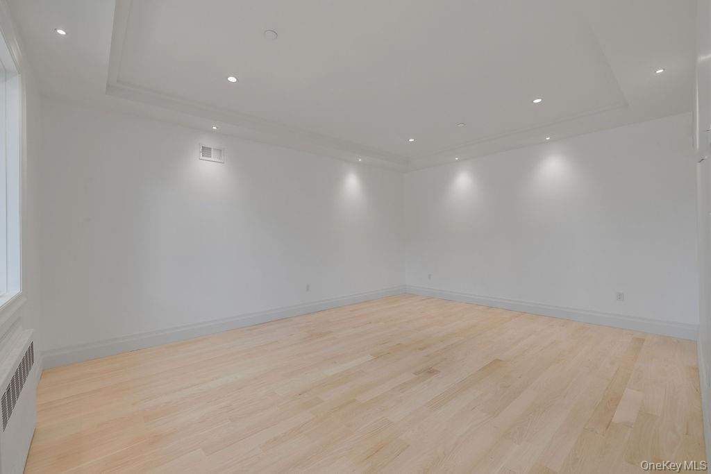 27 Ellish Parkway Unit: 112