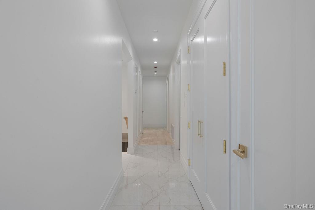 27 Ellish Parkway Unit: 112