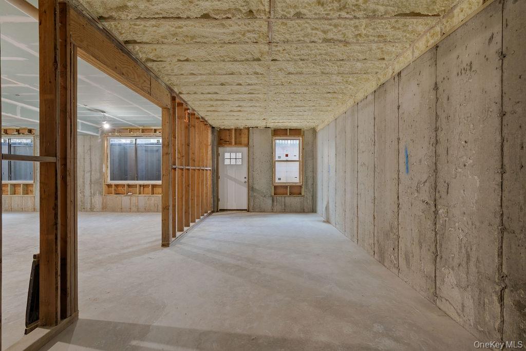 27 Ellish Parkway Unit: 112