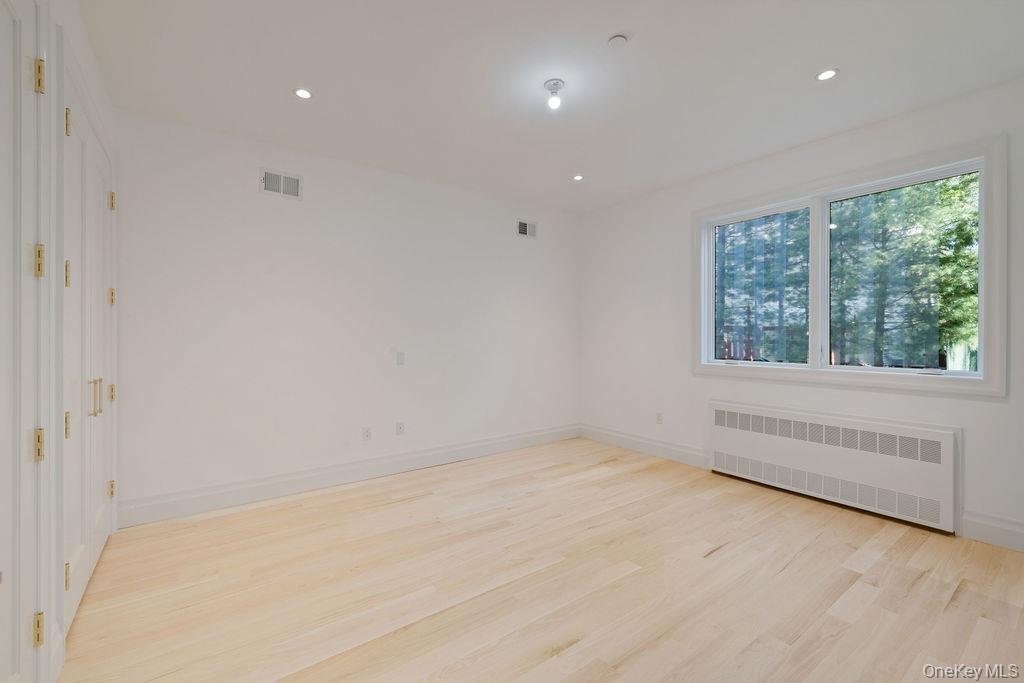 27 Ellish Parkway Unit: 112