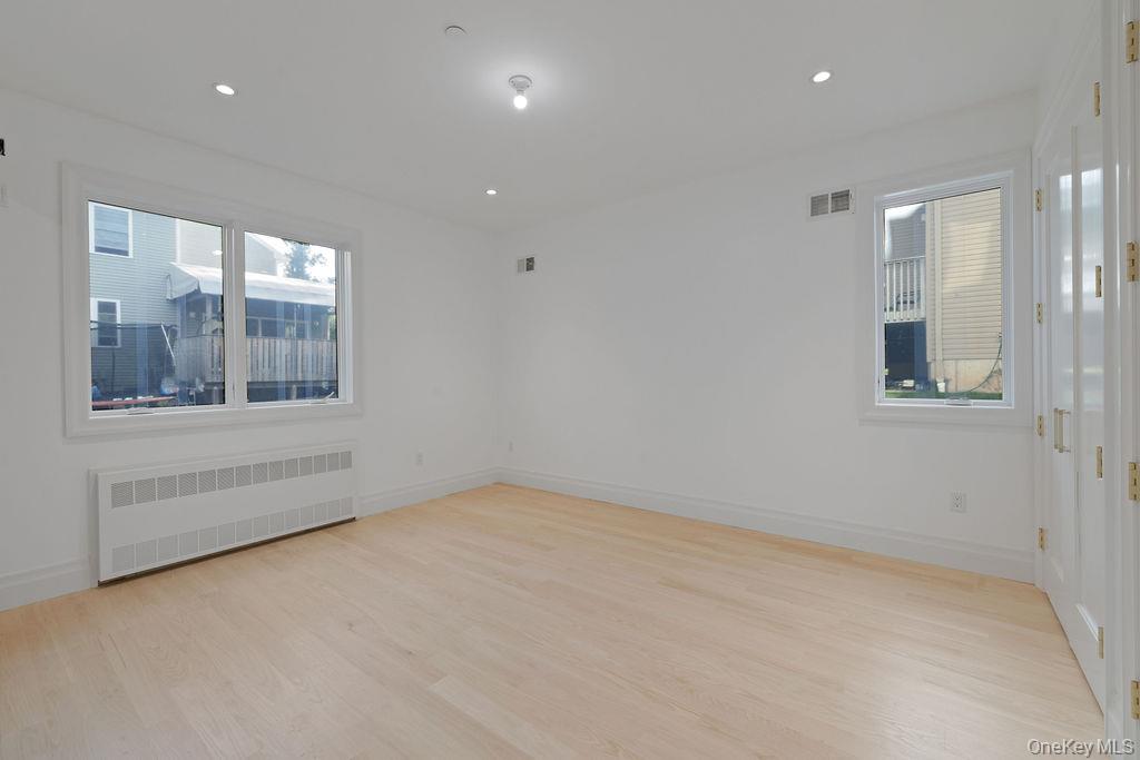 27 Ellish Parkway Unit: 103