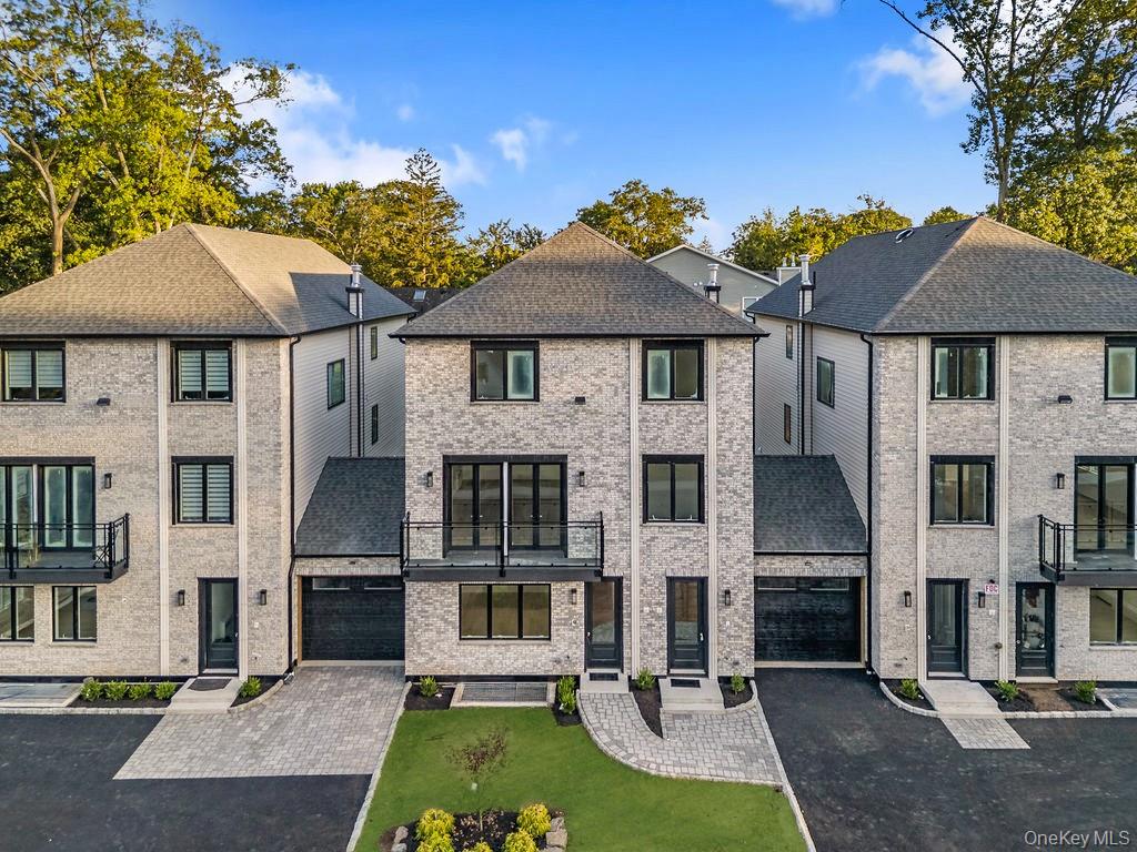 27 Ellish Parkway Unit: 103