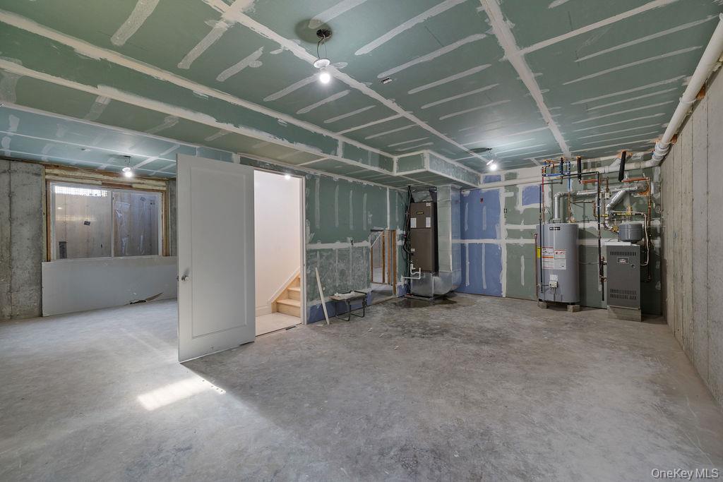 27 Ellish Parkway Unit: 103