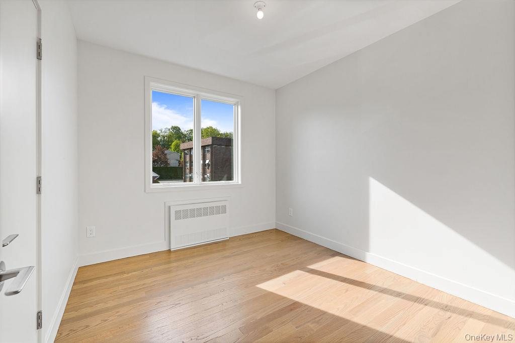 3 E Funston Avenue Unit: 320