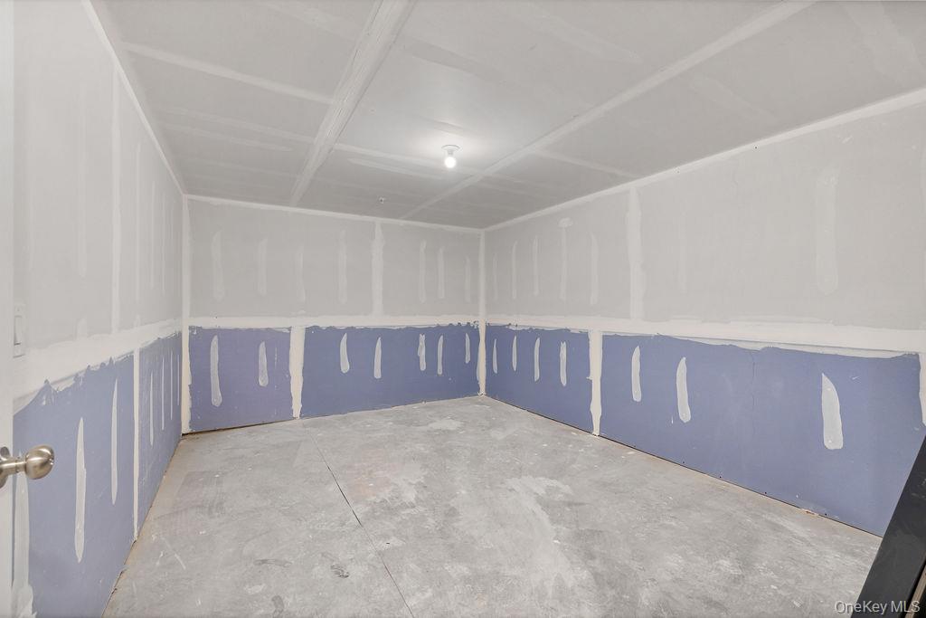 3 E Funston Avenue Unit: 320