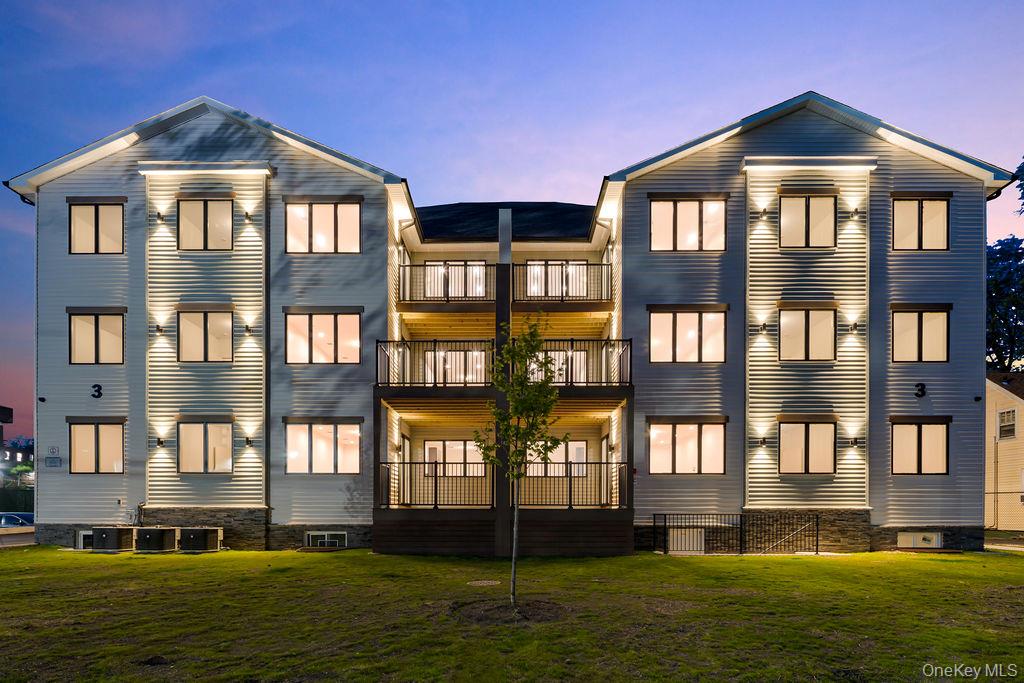 3 E Funston Avenue Unit: 320