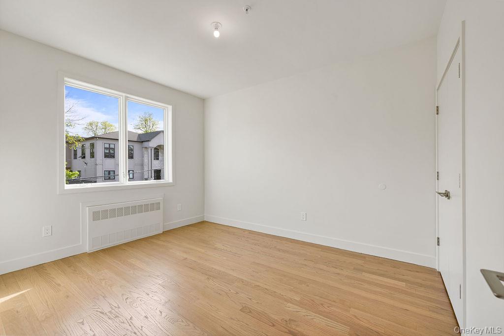3 E Funston Avenue Unit: 320
