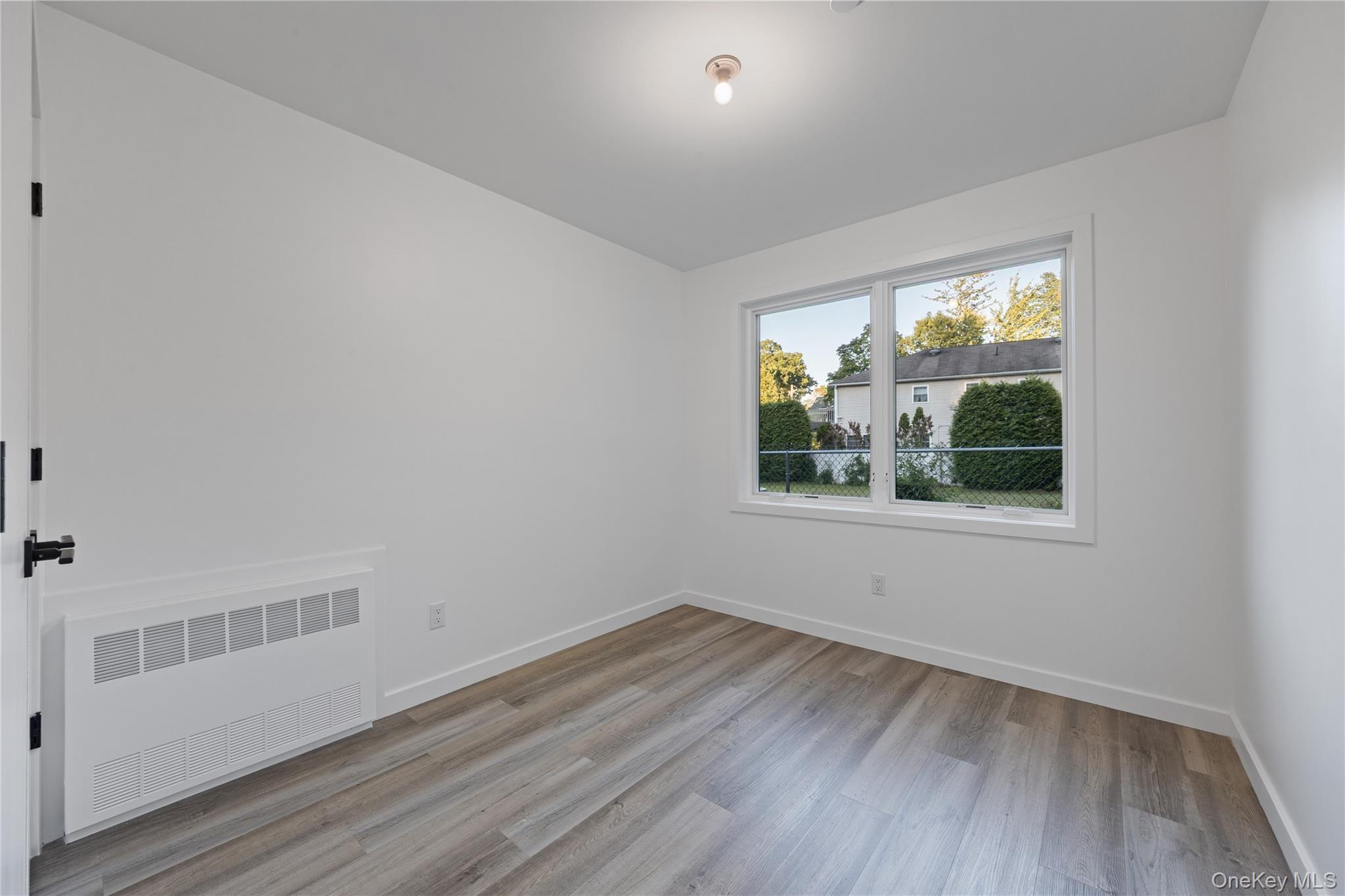 40 Singer Avenue Unit: 201