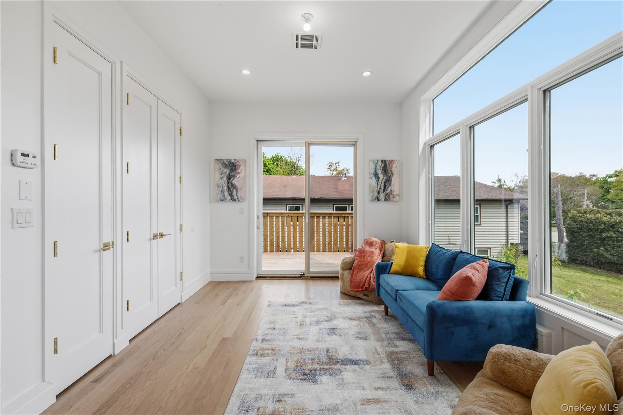 40 Singer Avenue Unit: 201