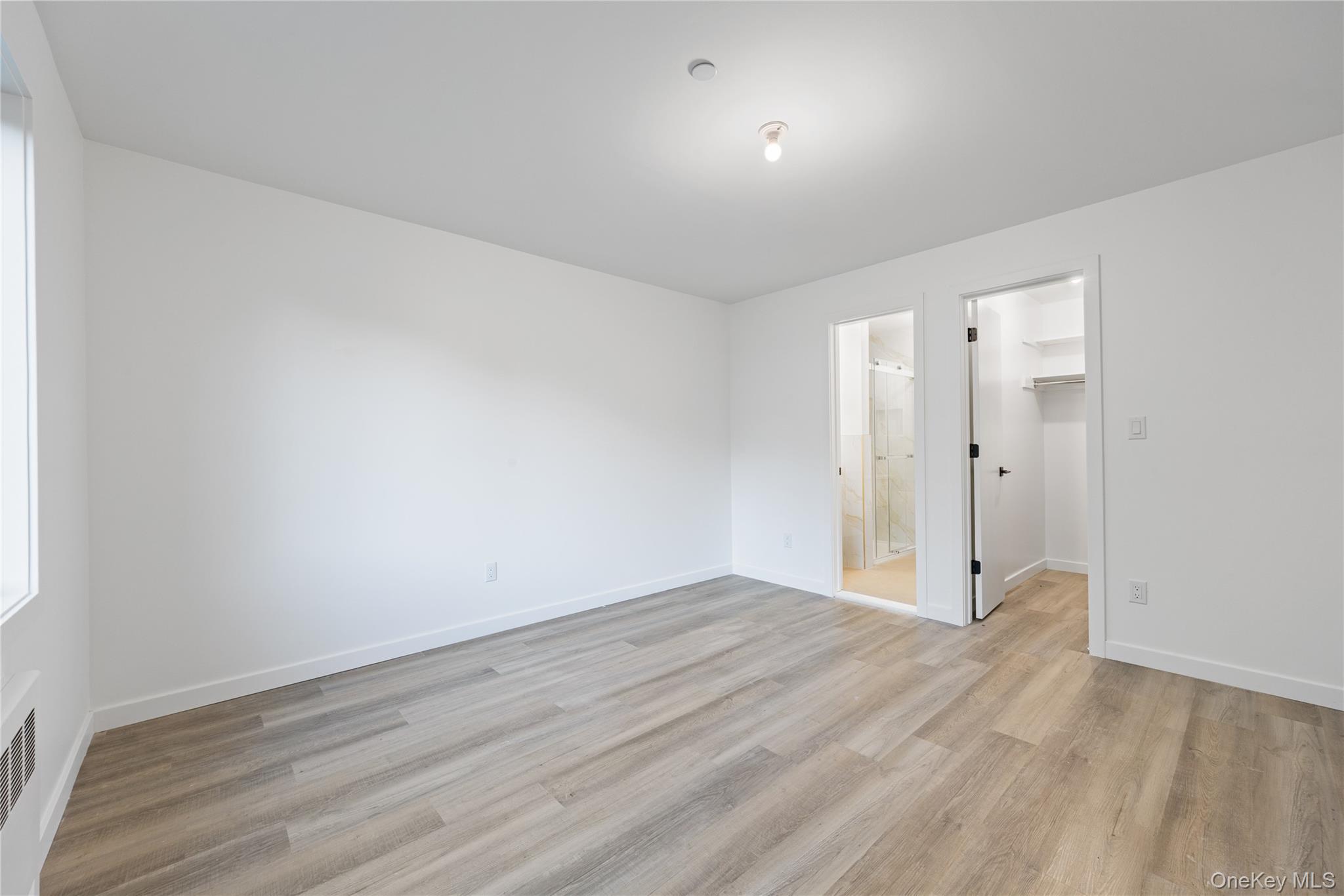 40 Singer Avenue Unit: 201