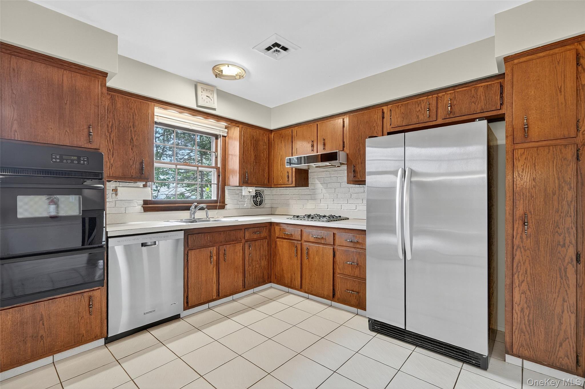 15 Stockbridge Avenue