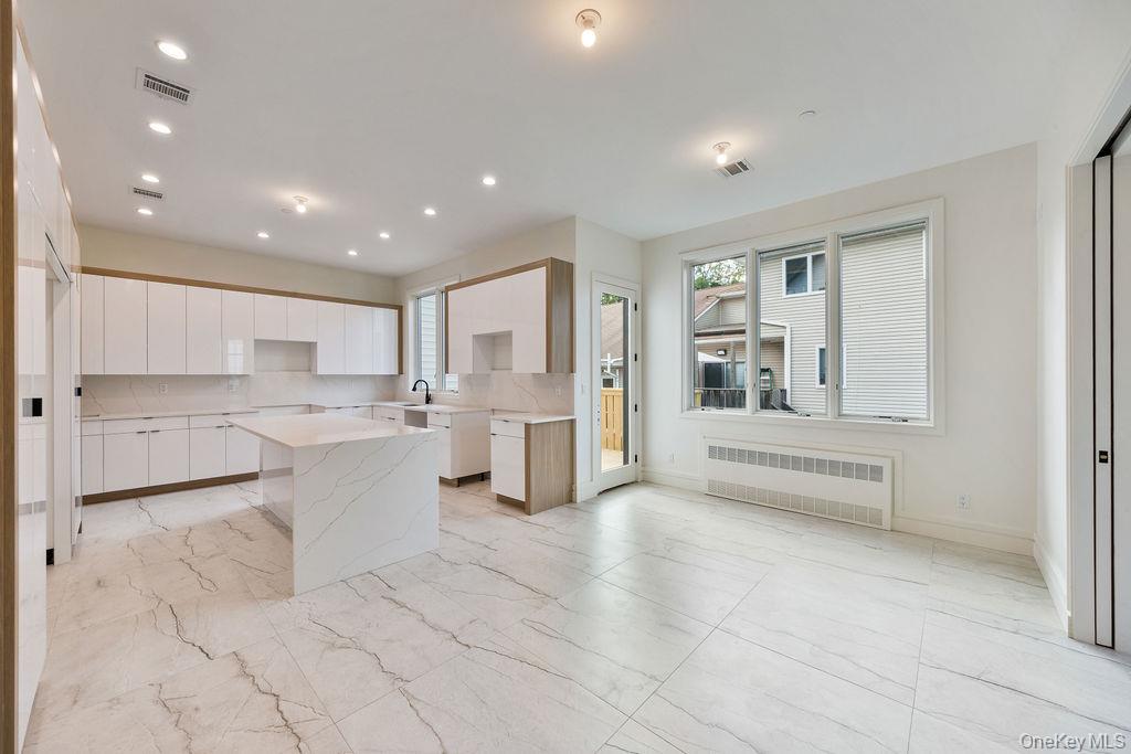 139 Union Road Unit: 212