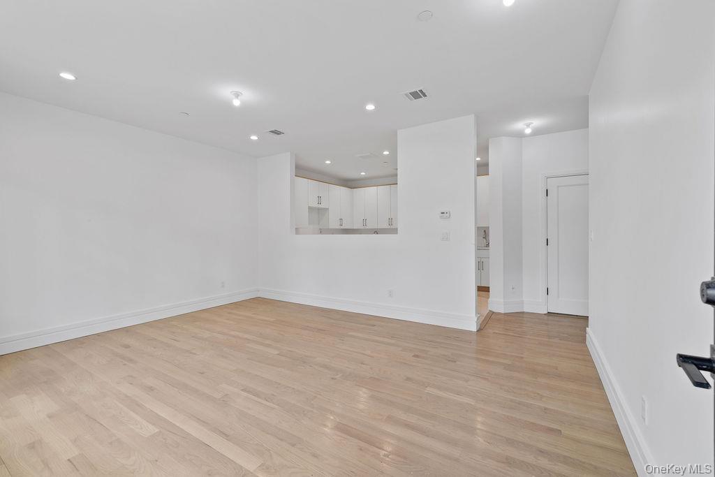 244 Blauvelt Road Unit: 101