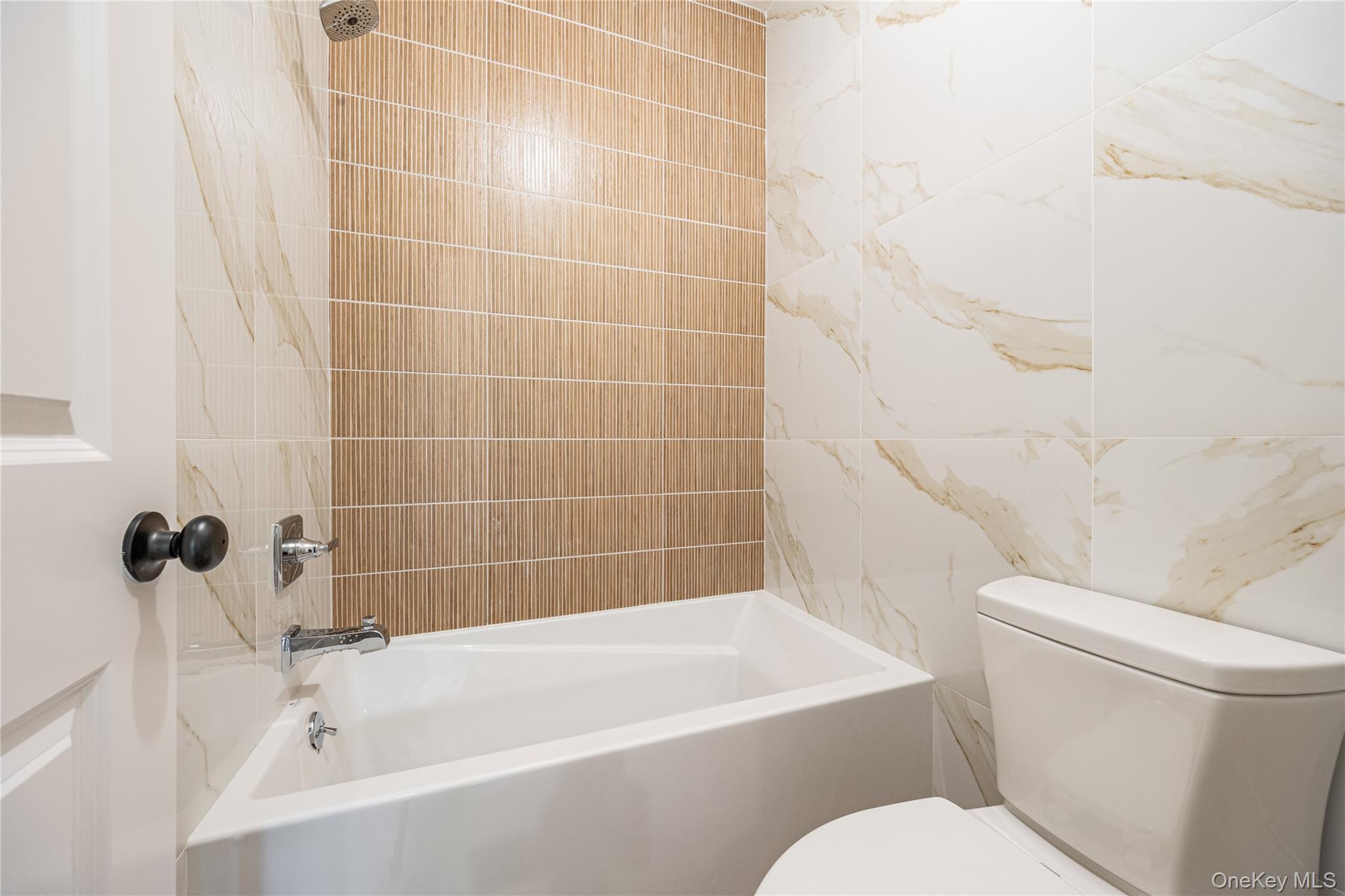 15 Northbrook Road Unit: 202