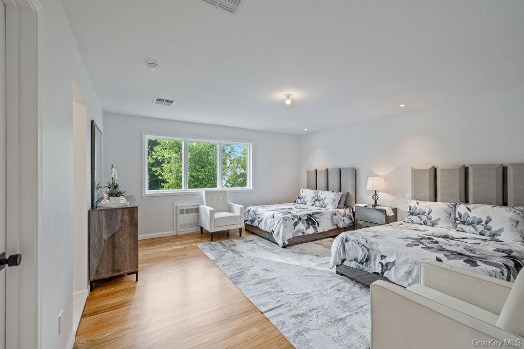 23 Northbrook Road Unit: 201