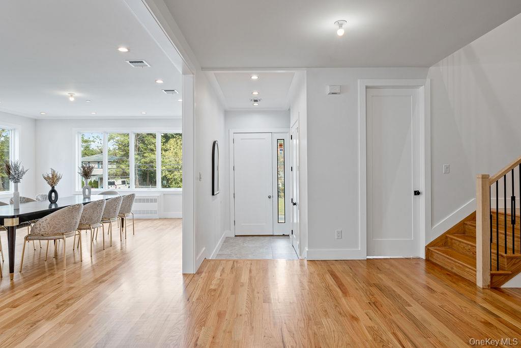 23 Northbrook Road Unit: 201