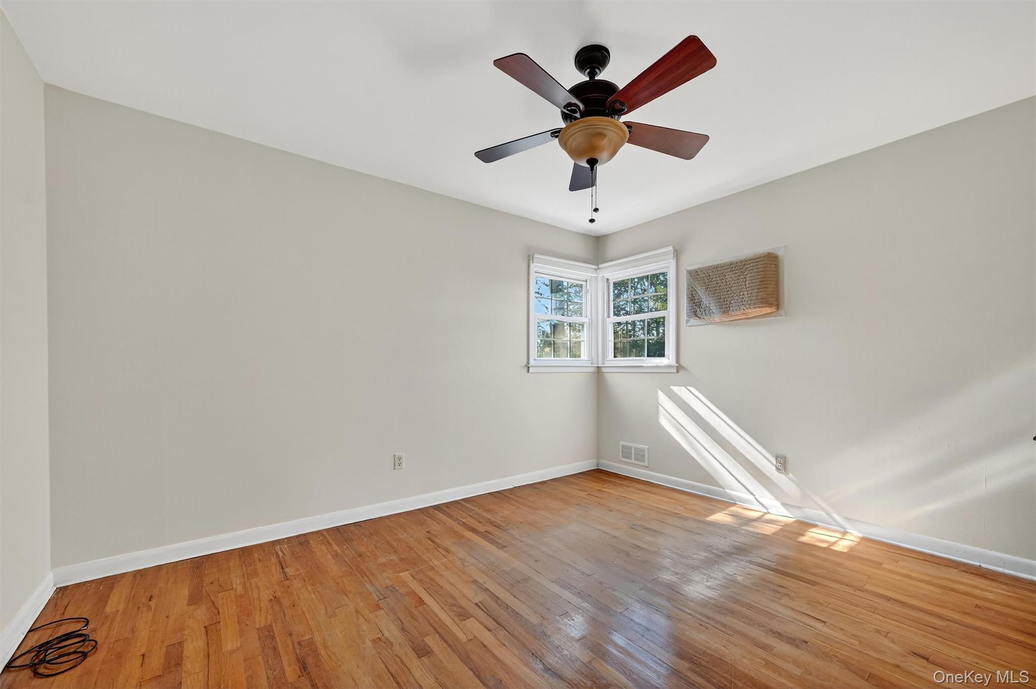 23 Maplewood Boulevard