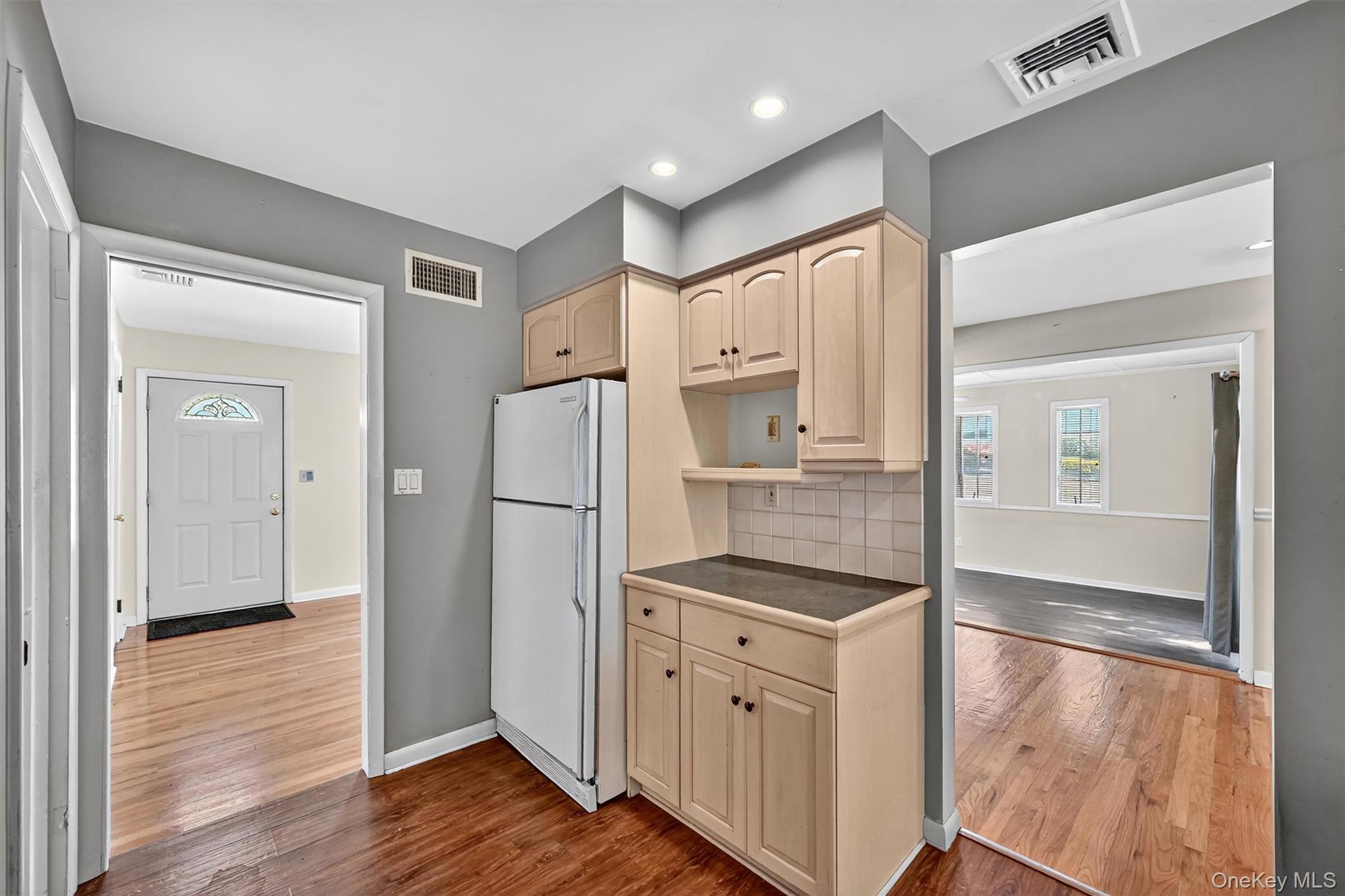 23 Maplewood Boulevard